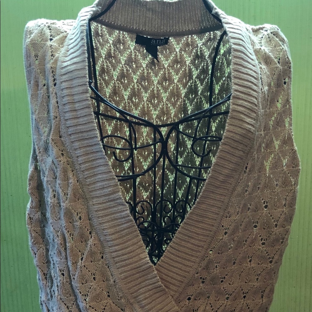 Knit vest
